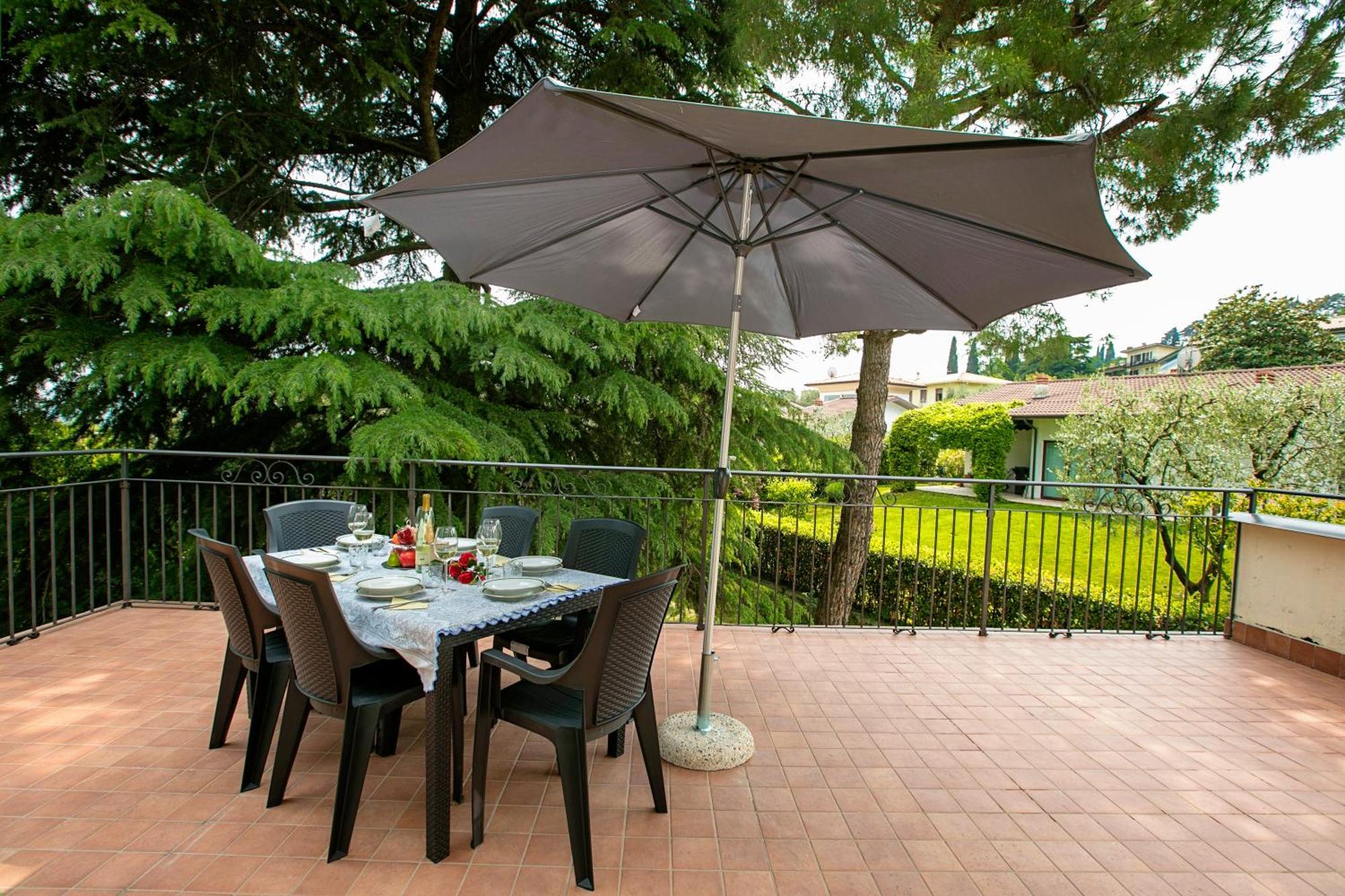 Villa Alberti 900M From Garda Lake - Happy Rentals サロ エクステリア 写真